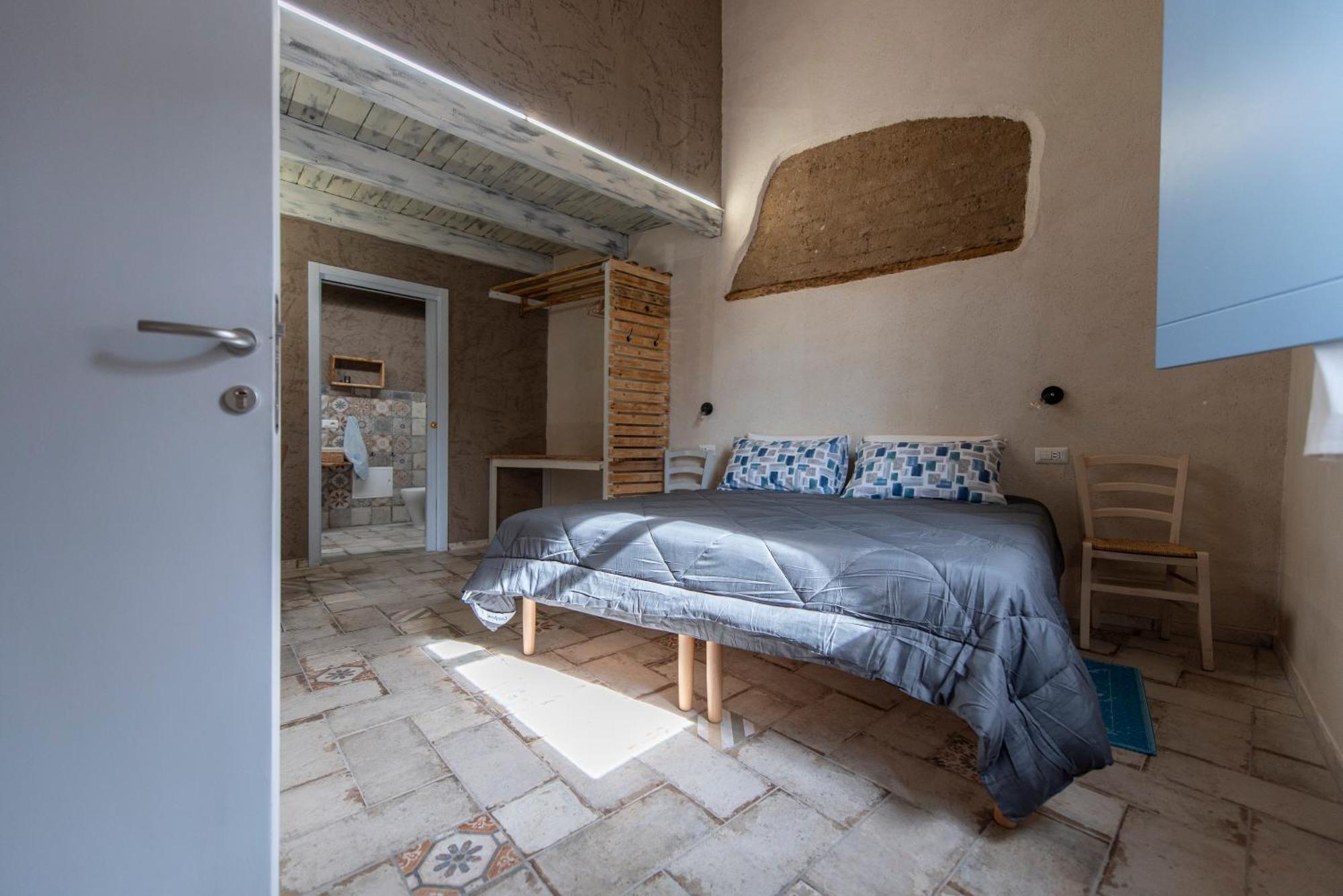 Camera Matrimoniale/Doppia con Letti Singoli con Bagno Privato